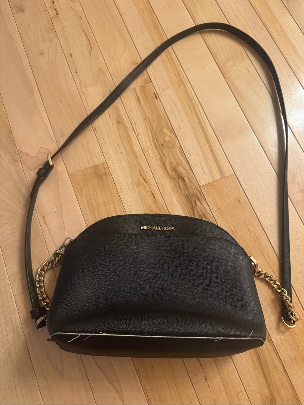 Michael Kors Black Saffiano Leather Crossbody Bag Gold Chain Dome Purse